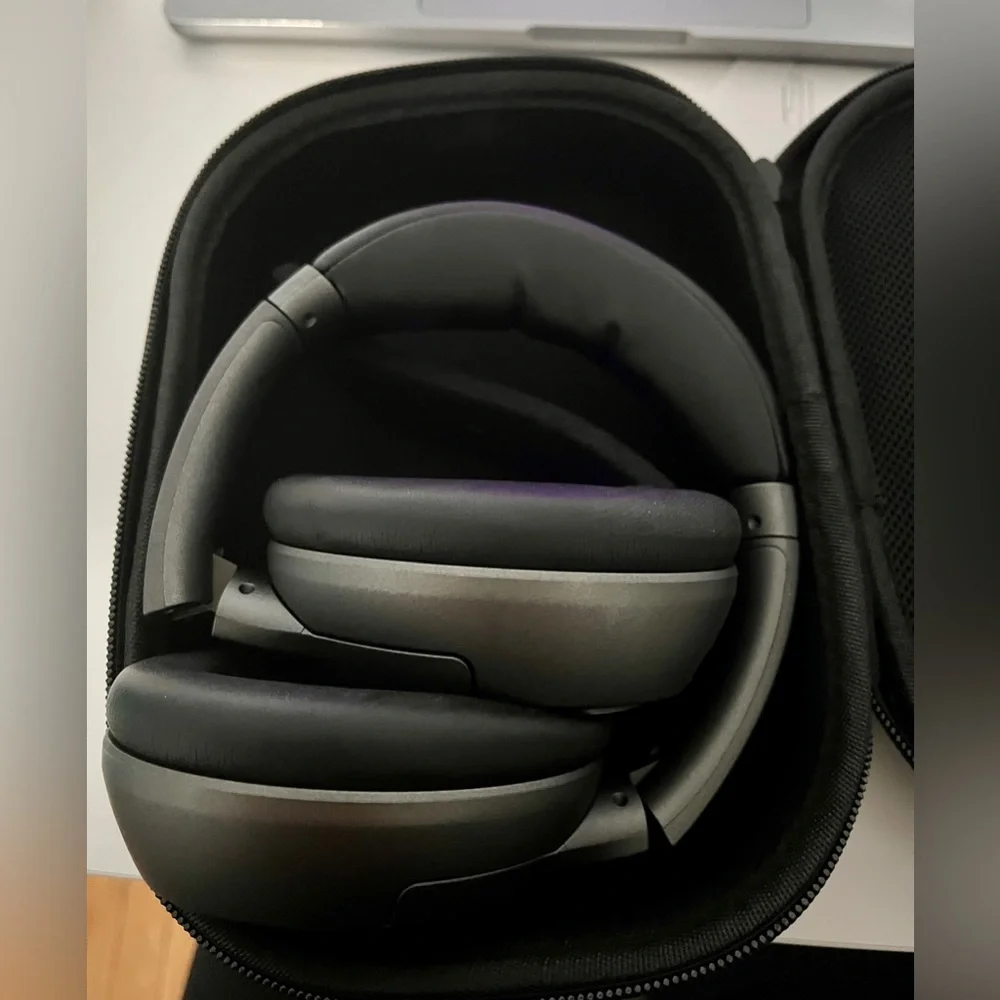 Google Acrux Wireless Headphones | Noise Cancelling Mic | New w/ Case